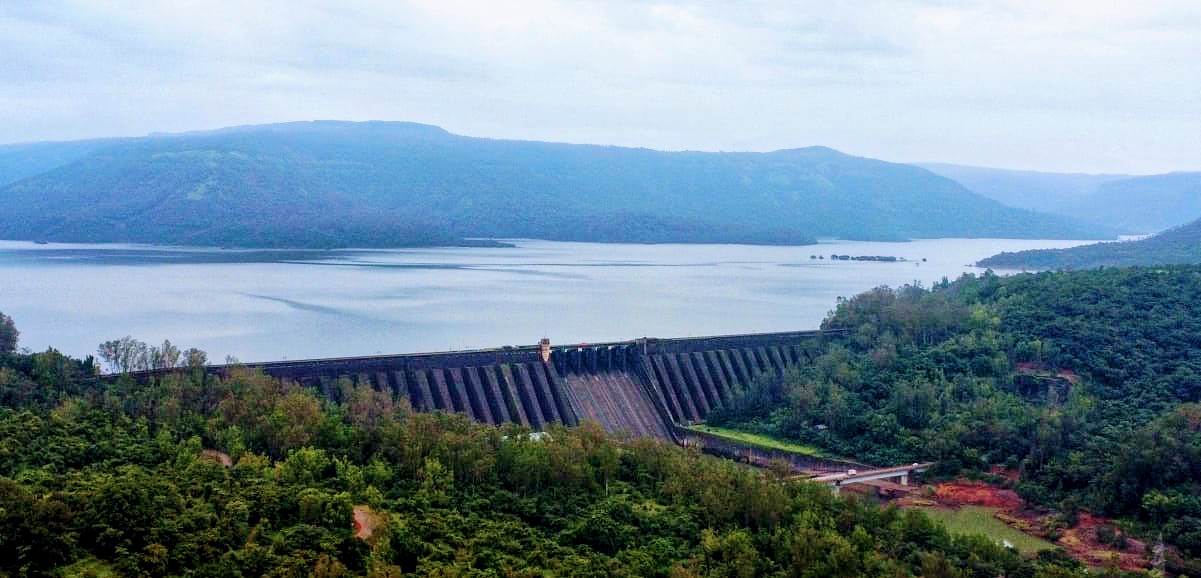 कोयना धरणात व पाटण तालुक्यात पावसाची बॅटिंग सुरू 