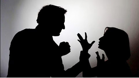 शेतात काम करणाऱ्या महिलेचा विनयभंग; म्हसवड पोलिसांत गुन्हा दाखल 
