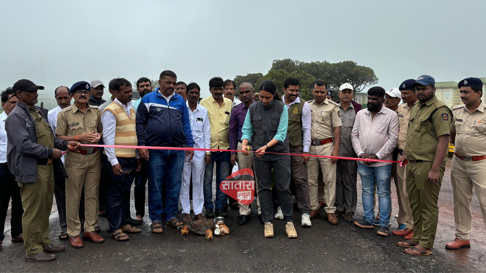 कास पठारावरील फुलांचा हंगाम आजपासून सुरू ....उपवनसंरक्षक अदिती भारद्वाज यांच्या हस्ते उद्घाटन